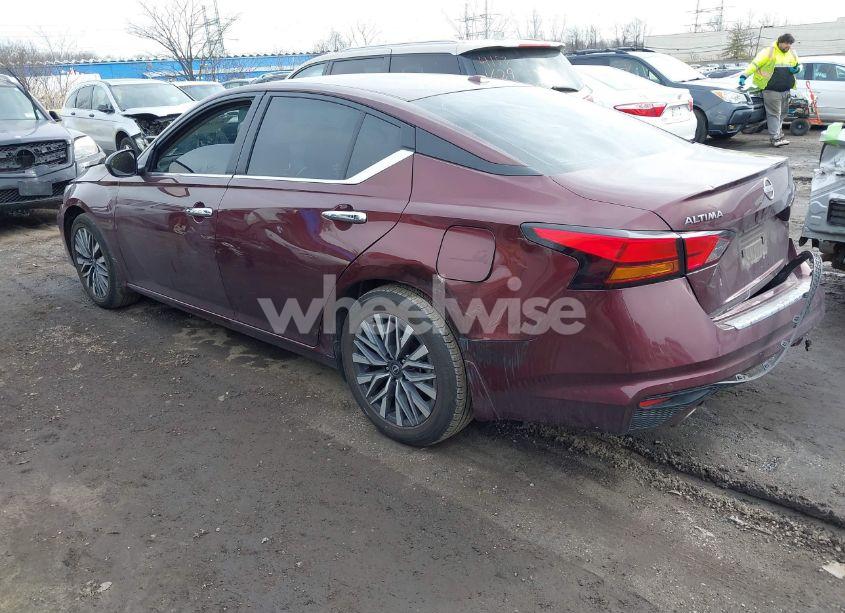 Photo 3 of 2023 Nissan Altima SV FWD (VIN 1N4BL4DV1PN410354)