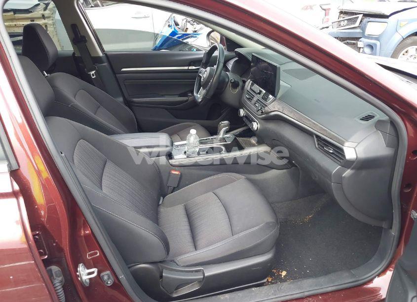 Photo 5 of 2023 Nissan Altima SV FWD (VIN 1N4BL4DV1PN410354)