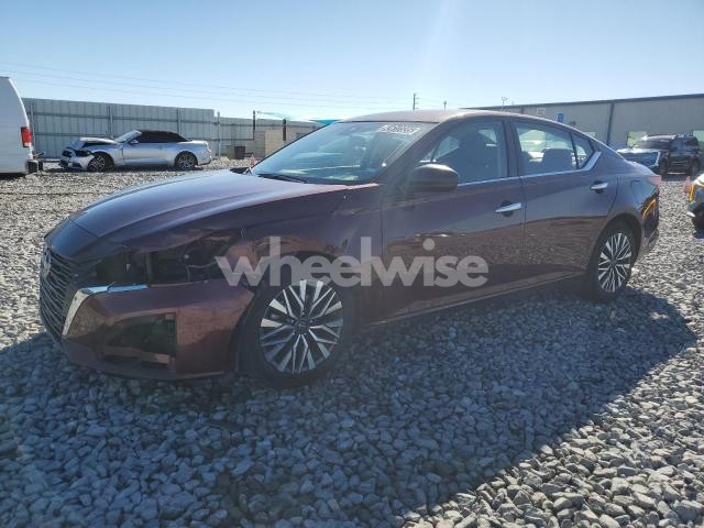 2024 NISSAN ALTIMA SV