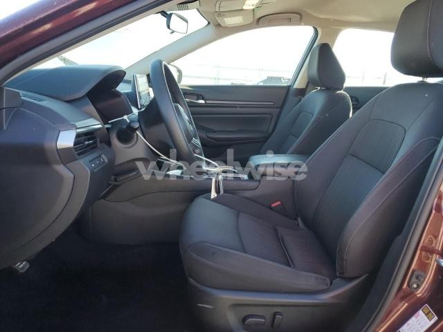 2024 NISSAN ALTIMA SV