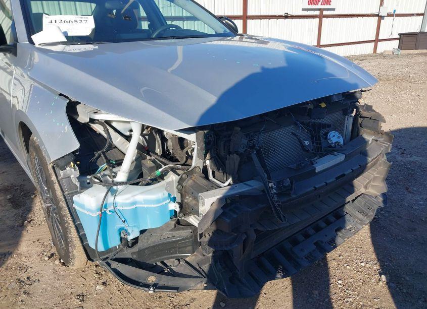 Photo 6 of 2024 Nissan Altima SV FWD (VIN 1N4BL4DV1RN326781)