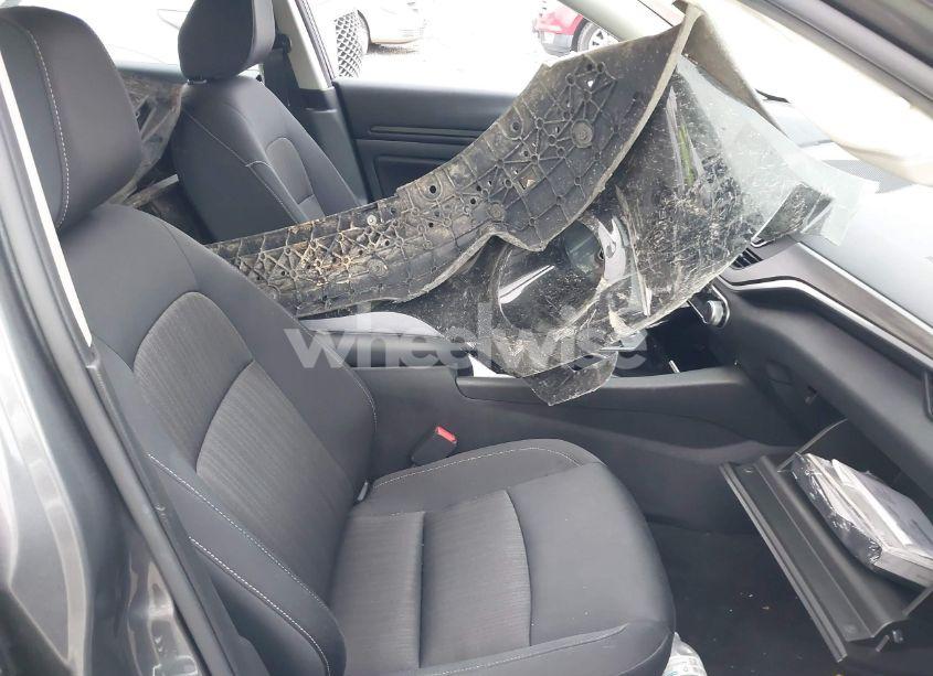 Photo 5 of 2024 Nissan Altima SV FWD (VIN 1N4BL4DV1RN332189)