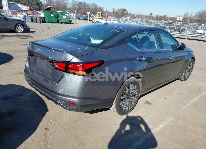 Photo 4 of 2024 Nissan Altima SV FWD (VIN 1N4BL4DV1RN333455)