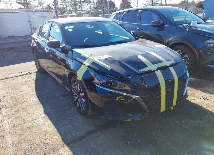 2024 Nissan Altima SV FWD (VIN 1N4BL4DV1RN383210) main photo