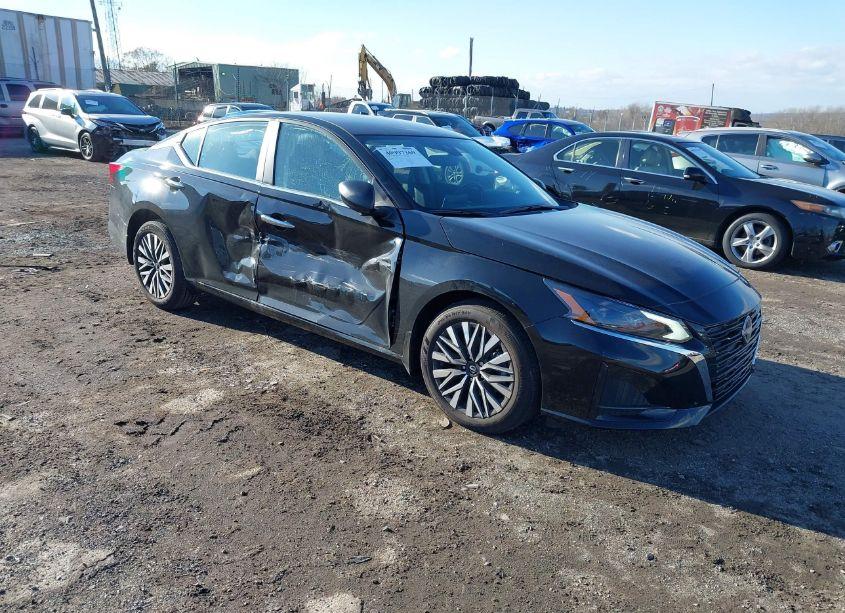 2024 Nissan Altima SV FWD (VIN 1N4BL4DV1RN406730) main photo