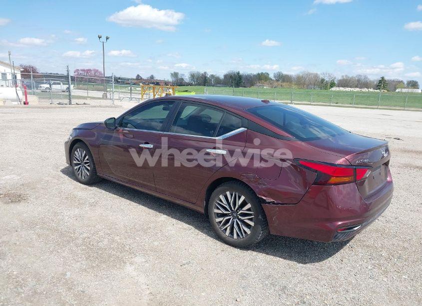 Photo 3 of 2024 Nissan Altima SV FWD (VIN 1N4BL4DV1RN407831)