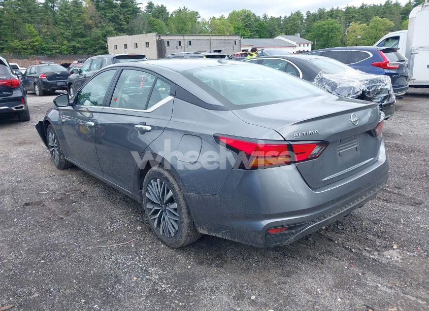 Photo 14 of 2024 Nissan Altima SV FWD (VIN 1N4BL4DV1RN423947)