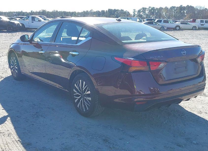 Photo 3 of 2024 Nissan Altima SV FWD (VIN 1N4BL4DV1RN428839)