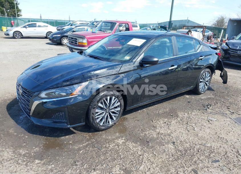 Photo 2 of 2024 Nissan Altima SV FWD (VIN 1N4BL4DV1RN430851)