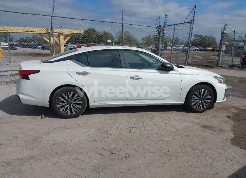 Photo 13 of 2025 Nissan Altima SV FWD (VIN 1N4BL4DV1SN308559)