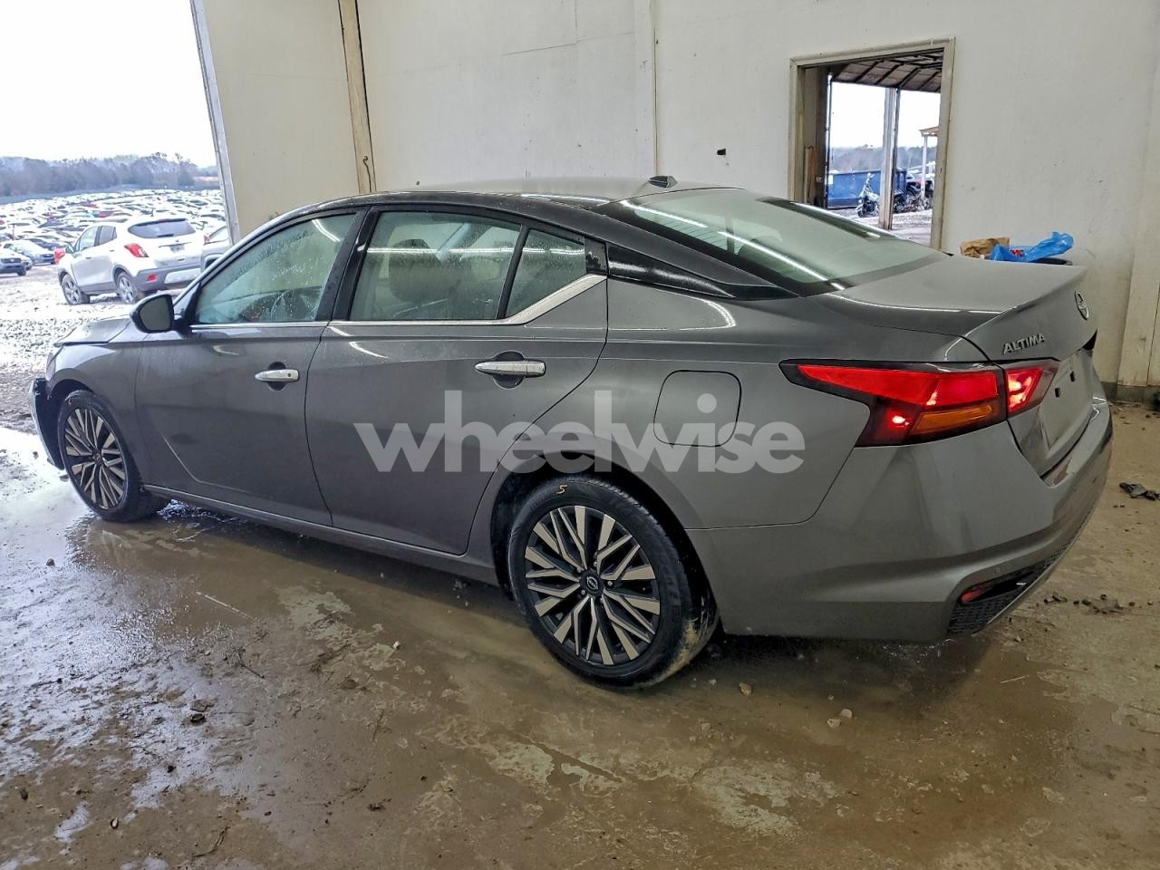 Photo 2 of 2025 NISSAN ALTIMA SV (VIN 1N4BL4DV1SN312546)