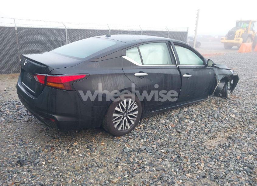 Photo 4 of 2025 Nissan Altima SV FWD (VIN 1N4BL4DV1SN315348)