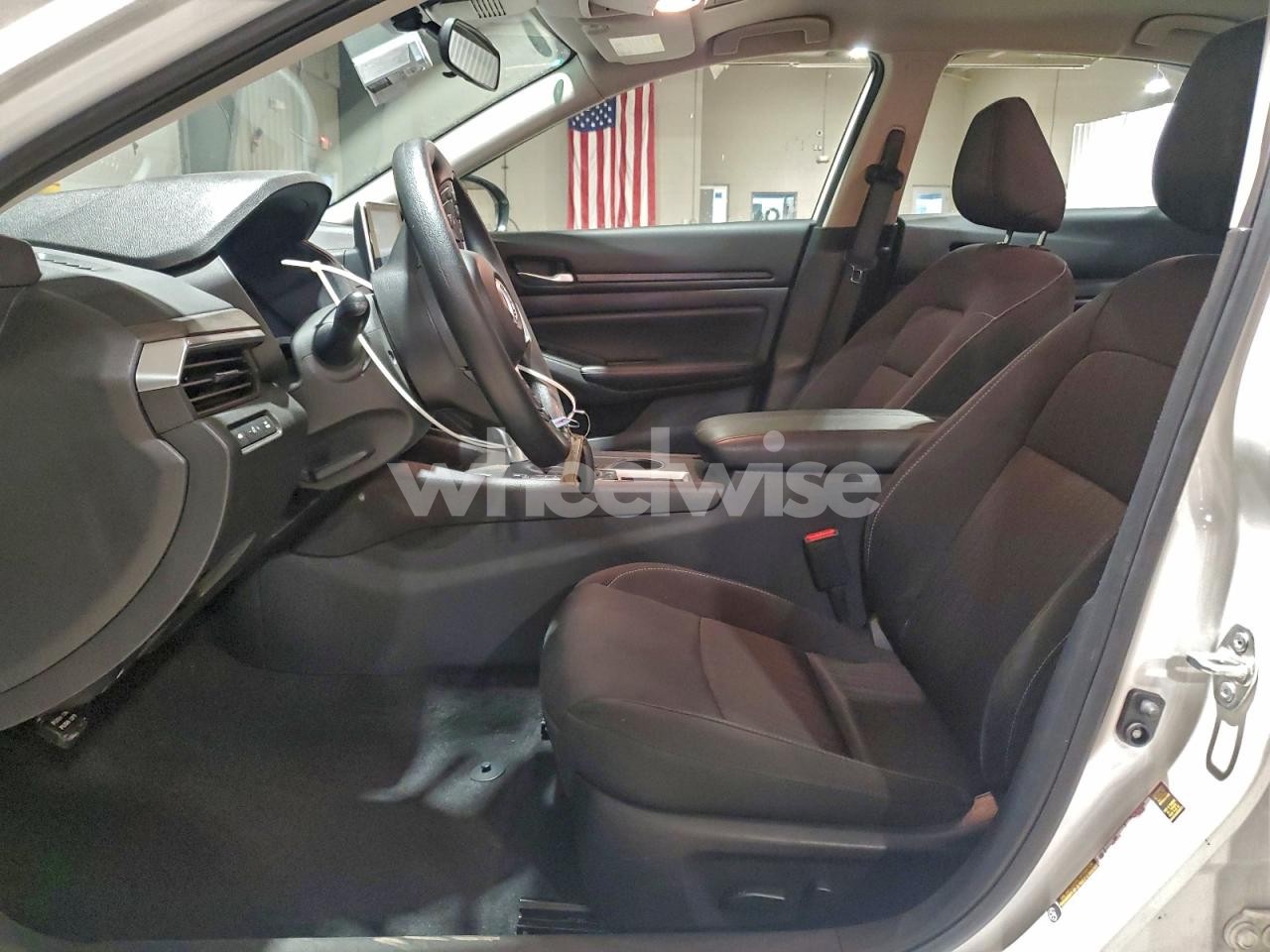 Photo 7 of 2025 NISSAN ALTIMA SV (VIN 1N4BL4DV1SN316886)