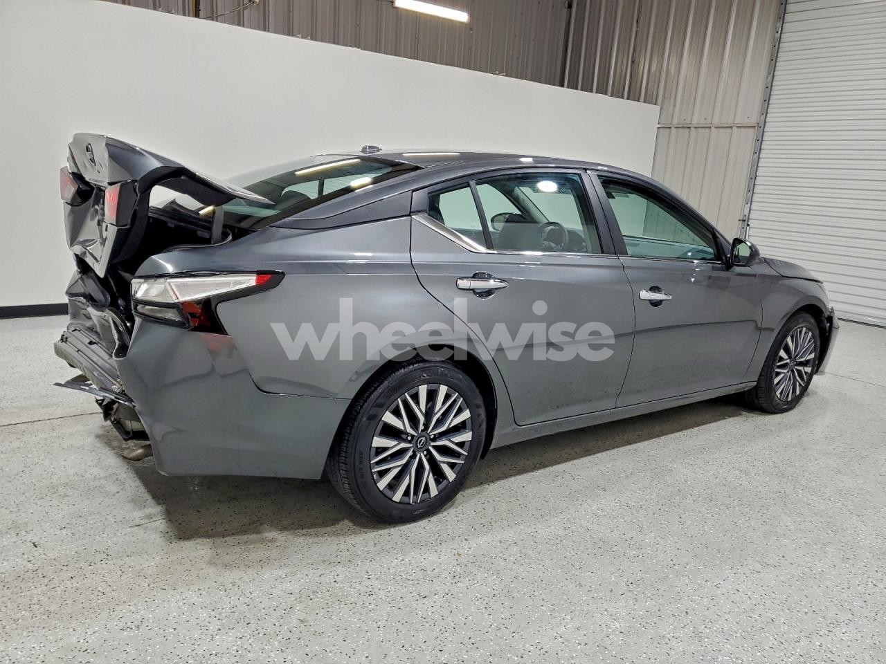 Photo 3 of 2025 NISSAN ALTIMA SV (VIN 1N4BL4DV1SN348995)