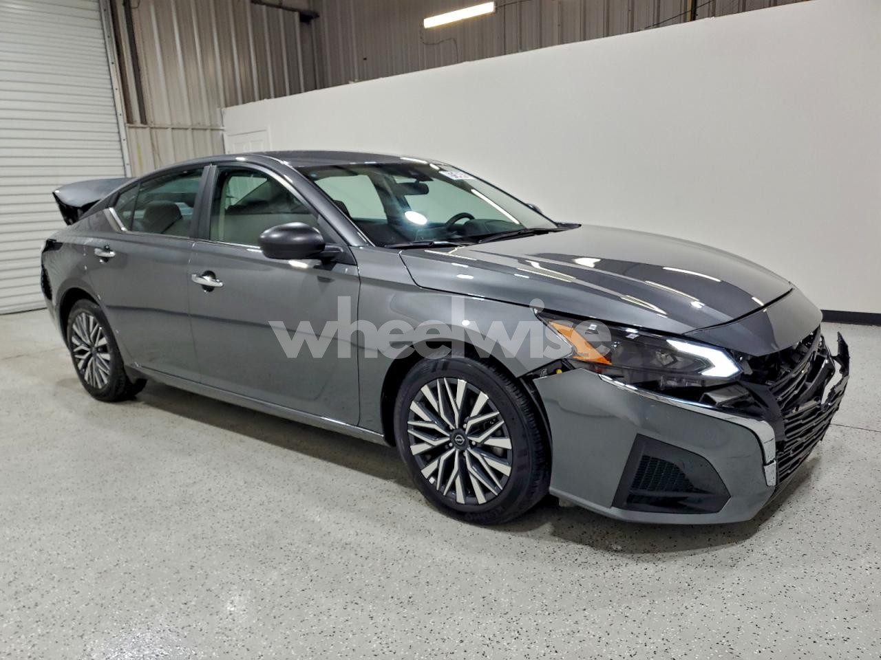 Photo 4 of 2025 NISSAN ALTIMA SV (VIN 1N4BL4DV1SN348995)