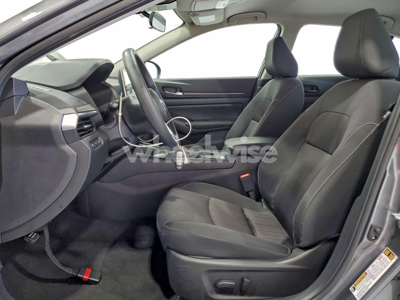 Photo 7 of 2025 NISSAN ALTIMA SV (VIN 1N4BL4DV1SN348995)