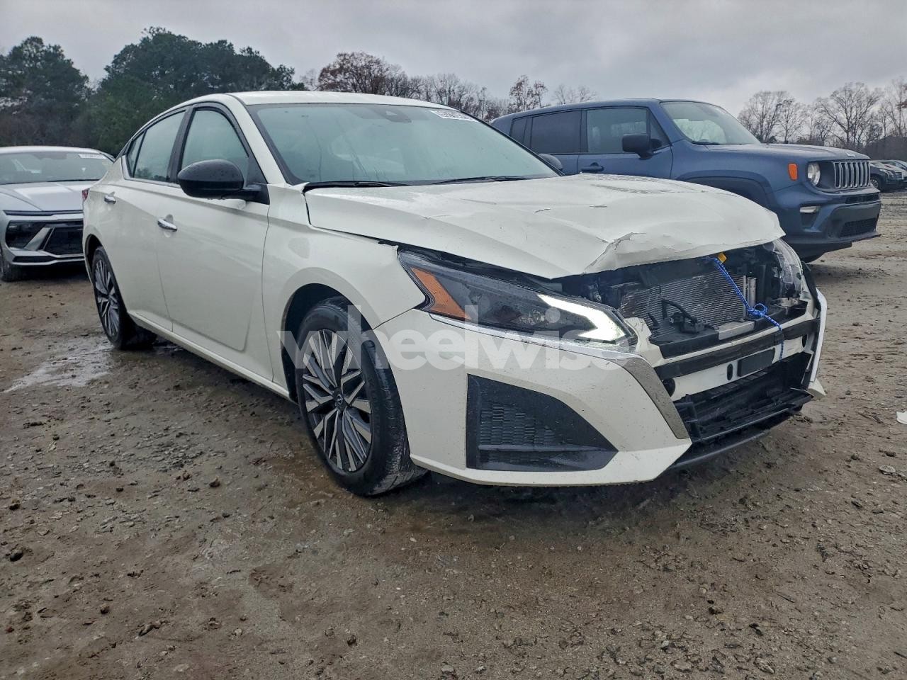 Photo 4 of 2025 NISSAN ALTIMA SV (VIN 1N4BL4DV1SN353212)