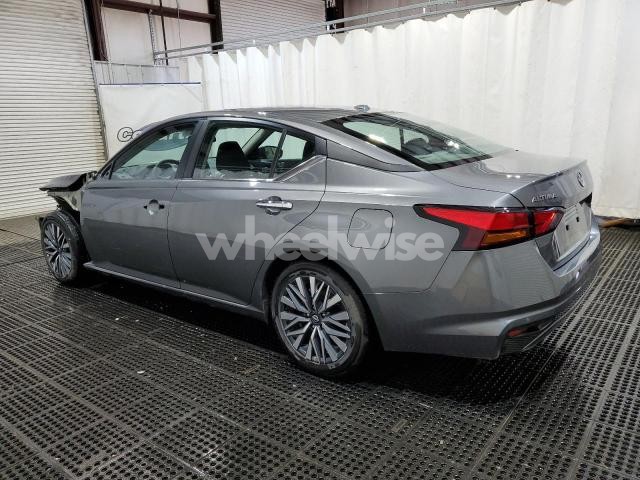 Photo 2 of 2025 NISSAN ALTIMA SV (VIN 1N4BL4DV1SN367000)