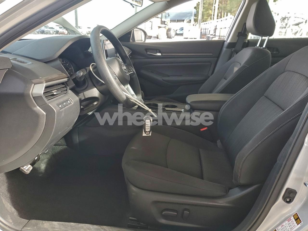 Photo 7 of 2025 NISSAN ALTIMA SV (VIN 1N4BL4DV1SN387358)