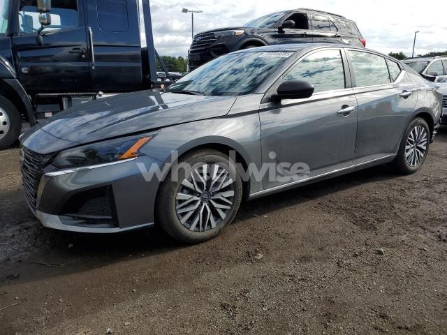 2025 NISSAN ALTIMA SV (VIN 1N4BL4DV1SN396979) main photo