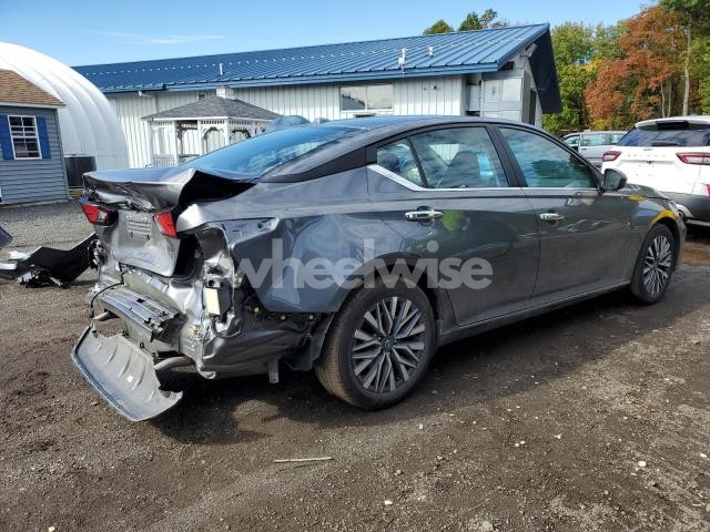 Photo 2 of 2025 NISSAN ALTIMA SV (VIN 1N4BL4DV1SN396979)
