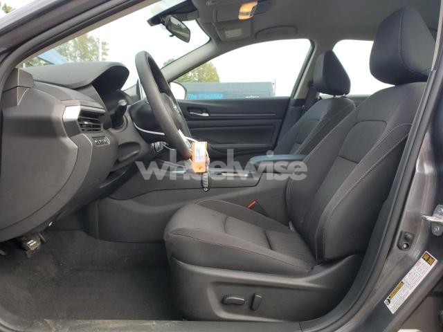 Photo 6 of 2025 NISSAN ALTIMA SV (VIN 1N4BL4DV1SN396979)