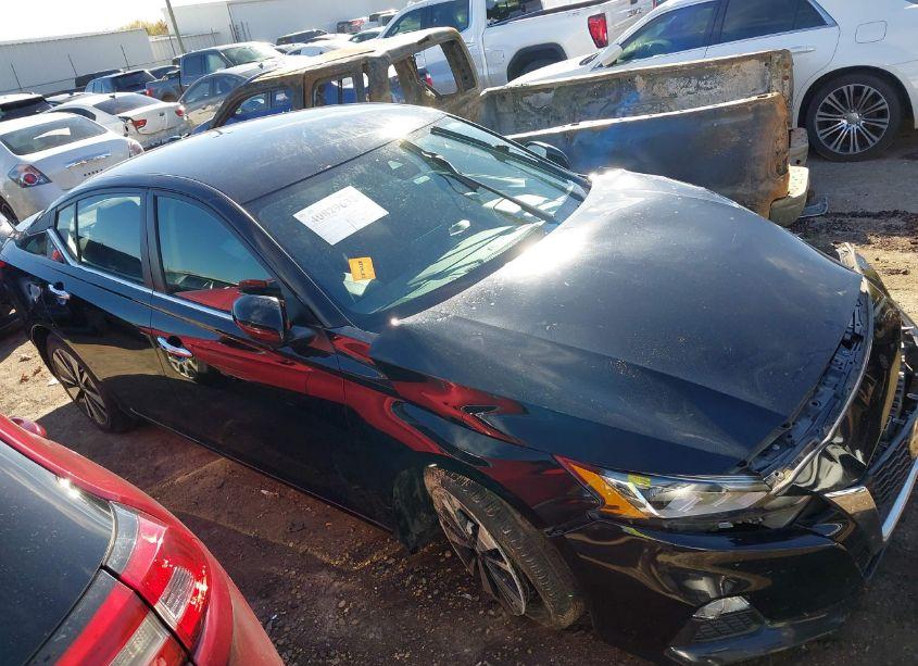 Photo 13 of 2021 Nissan Altima SV FWD (VIN 1N4BL4DV2MN331738)