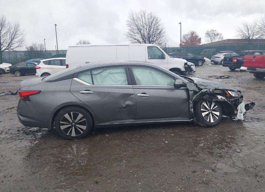 Photo 12 of 2021 Nissan Altima SV FWD (VIN 1N4BL4DV2MN358714)
