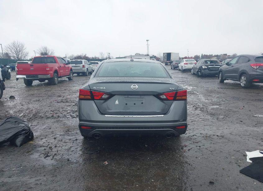 Photo 15 of 2021 Nissan Altima SV FWD (VIN 1N4BL4DV2MN358714)