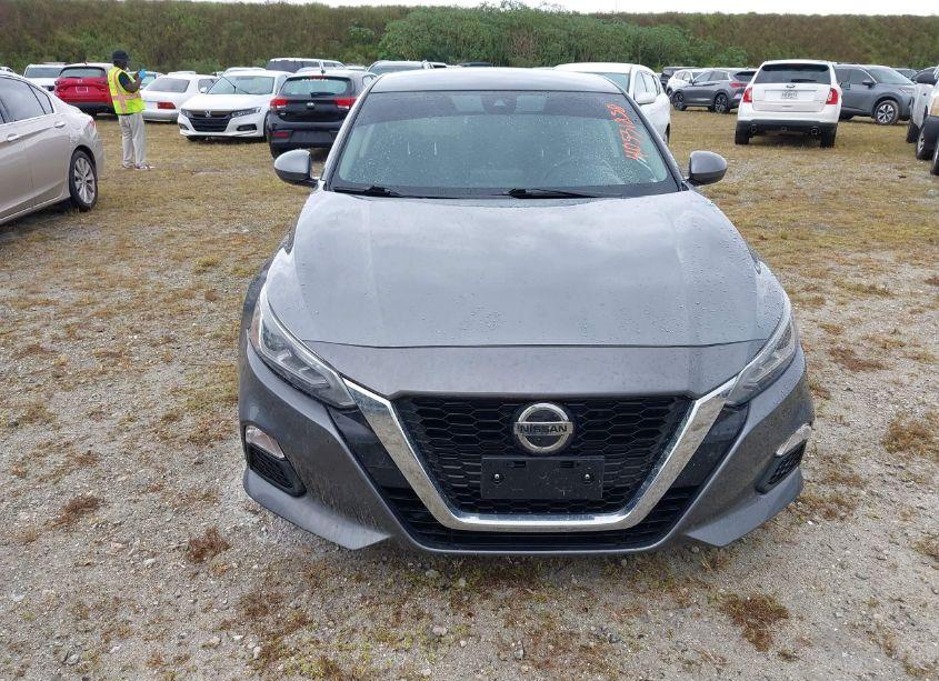 Photo 13 of 2021 Nissan Altima SV FWD (VIN 1N4BL4DV2MN370295)