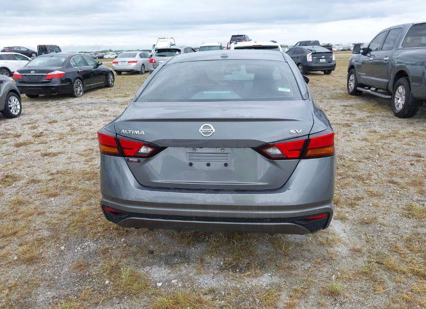 Photo 17 of 2021 Nissan Altima SV FWD (VIN 1N4BL4DV2MN370295)