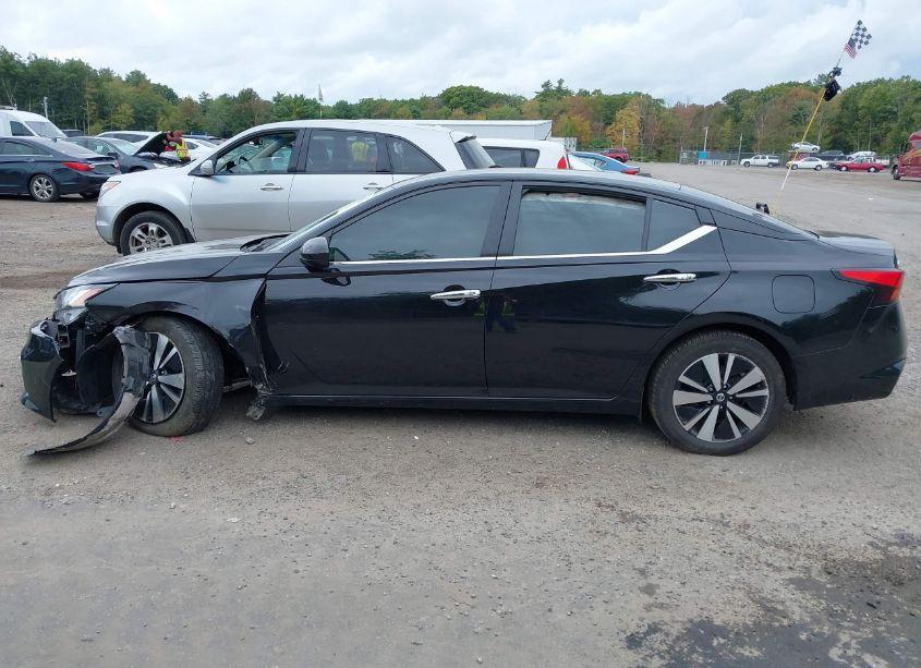 Photo 15 of 2021 Nissan Altima SV FWD (VIN 1N4BL4DV2MN397965)