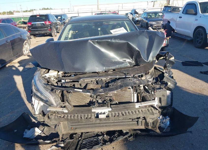 Photo 11 of 2021 Nissan Altima SV FWD (VIN 1N4BL4DV2MN408589)