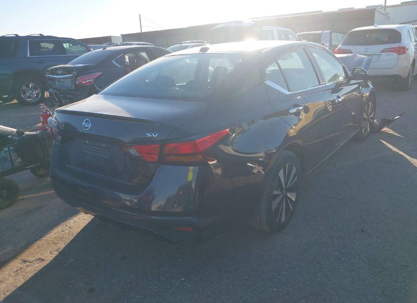 Photo 4 of 2021 Nissan Altima SV FWD (VIN 1N4BL4DV2MN408589)