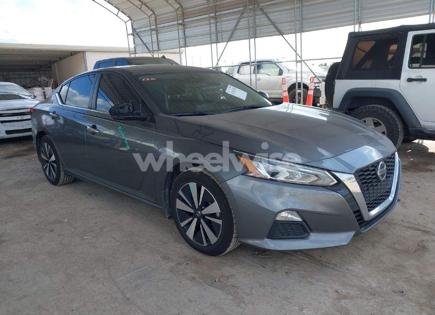 2021 Nissan Altima SV FWD (VIN 1N4BL4DV2MN411721) main photo