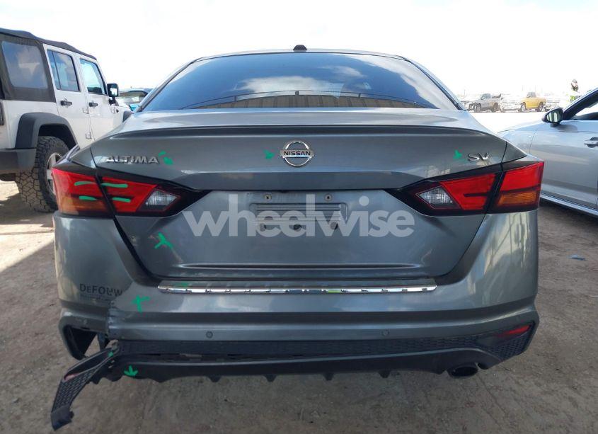 Photo 16 of 2021 Nissan Altima SV FWD (VIN 1N4BL4DV2MN411721)