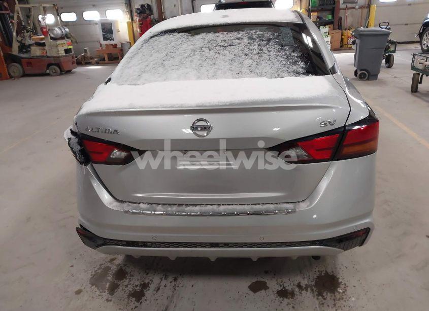 Photo 16 of 2022 Nissan Altima SV FWD (VIN 1N4BL4DV2NN353921)