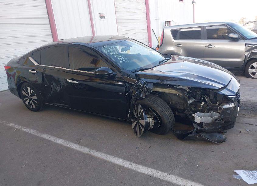 Photo 13 of 2022 Nissan Altima SV FWD (VIN 1N4BL4DV2NN368435)