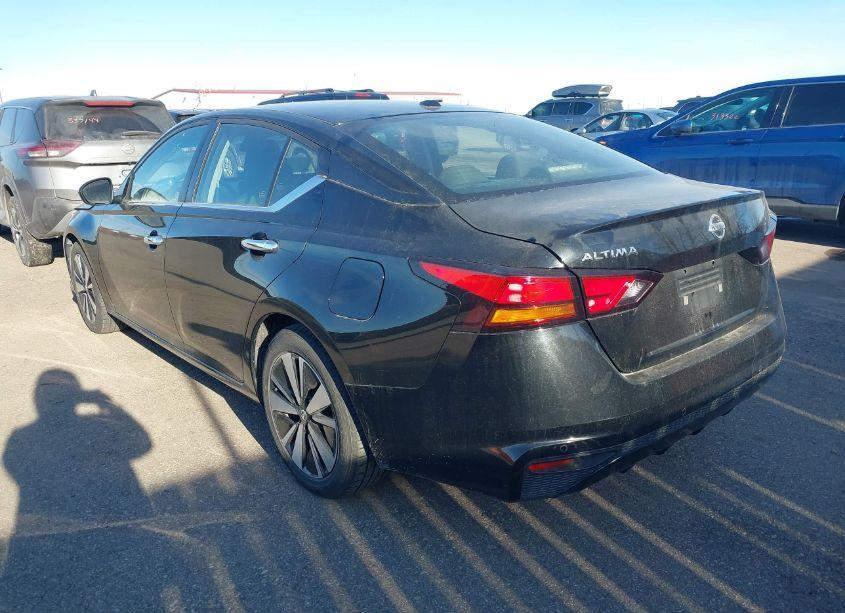 Photo 3 of 2022 Nissan Altima SV FWD (VIN 1N4BL4DV2NN390094)