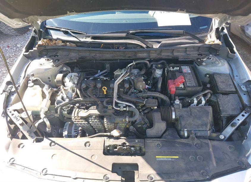 Photo 10 of 2022 Nissan Altima SV FWD (VIN 1N4BL4DV2NN403085)