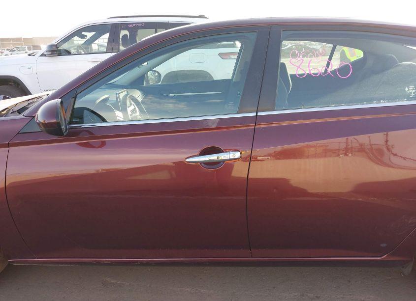 Photo 14 of 2023 Nissan Altima SV FWD (VIN 1N4BL4DV2PN307377)