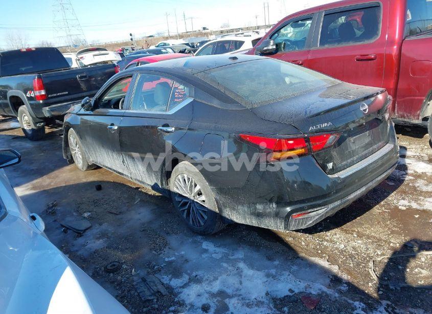 Photo 3 of 2023 Nissan Altima SV FWD (VIN 1N4BL4DV2PN310103)