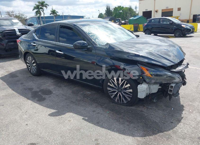 2023 Nissan Altima SV FWD (VIN 1N4BL4DV2PN310960) main photo