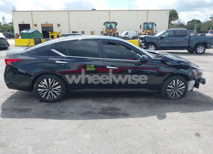 Photo 13 of 2023 Nissan Altima SV FWD (VIN 1N4BL4DV2PN310960)