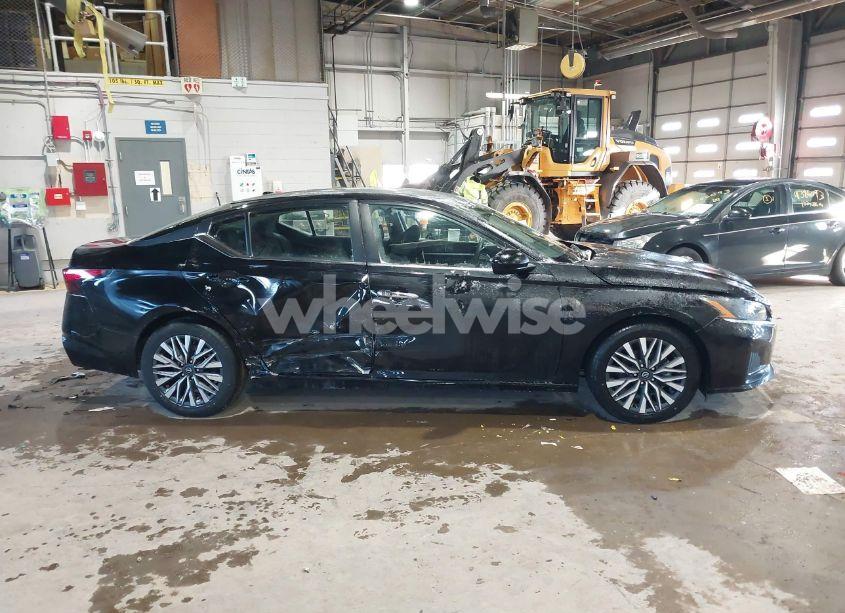 Photo 14 of 2023 Nissan Altima SV FWD (VIN 1N4BL4DV2PN349306)