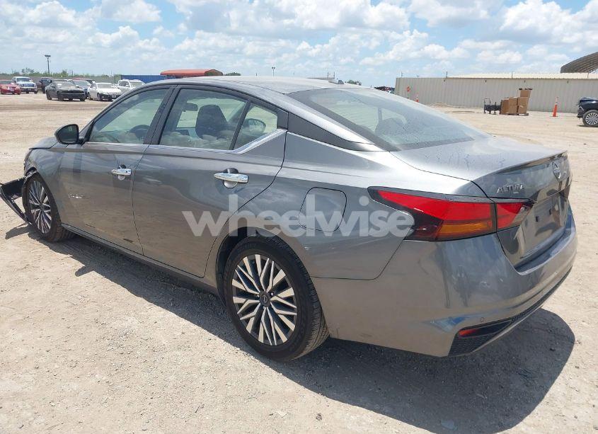 Photo 3 of 2023 Nissan Altima SV FWD (VIN 1N4BL4DV2PN386789)