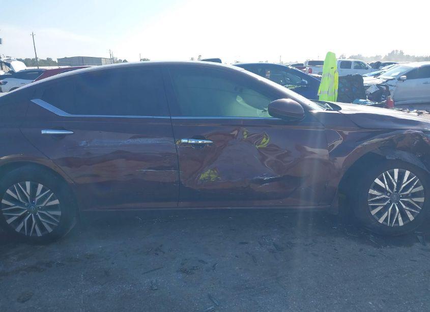 Photo 13 of 2023 Nissan Altima SV FWD (VIN 1N4BL4DV2PN416356)