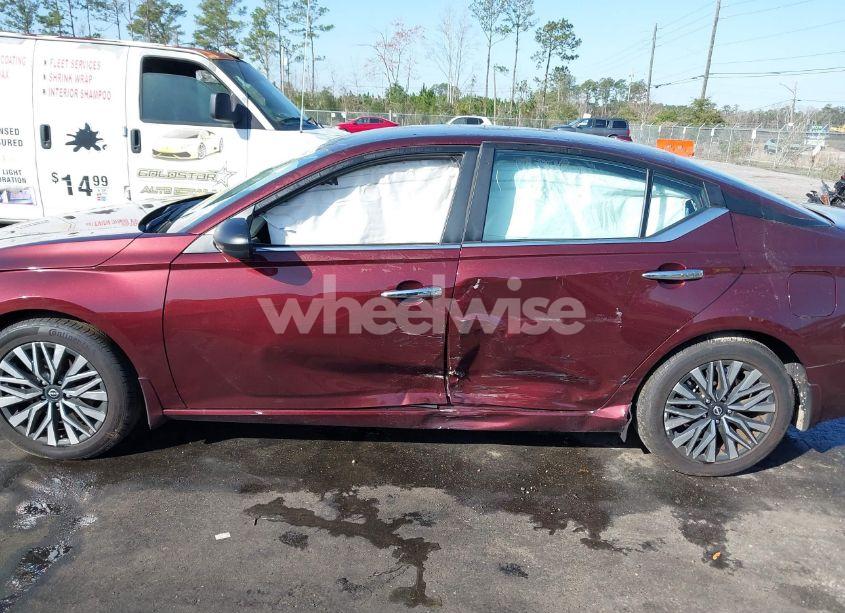 Photo 14 of 2024 Nissan Altima SV FWD (VIN 1N4BL4DV2RN318169)