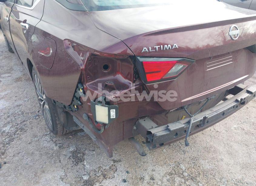 Photo 6 of 2024 Nissan Altima SV FWD (VIN 1N4BL4DV2RN319600)