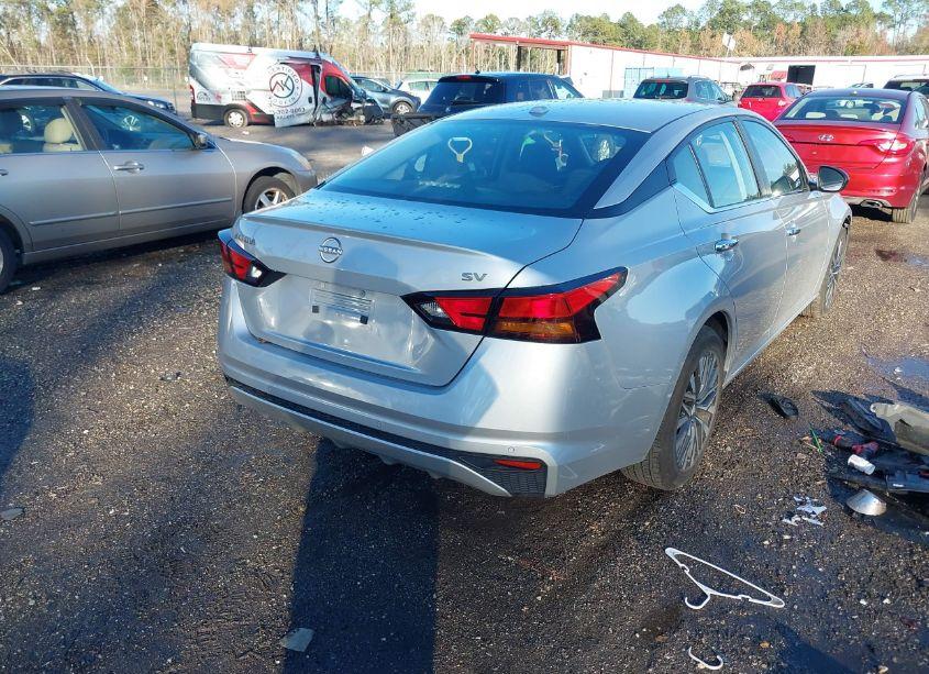 Photo 4 of 2024 Nissan Altima SV FWD (VIN 1N4BL4DV2RN327194)